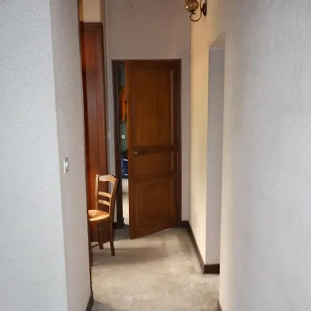 アパート Tour Des Hirondelles